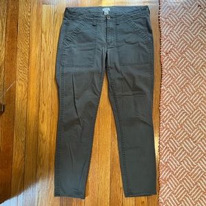 JCrew Factory, stretch straight leg chino. GREAT pockets